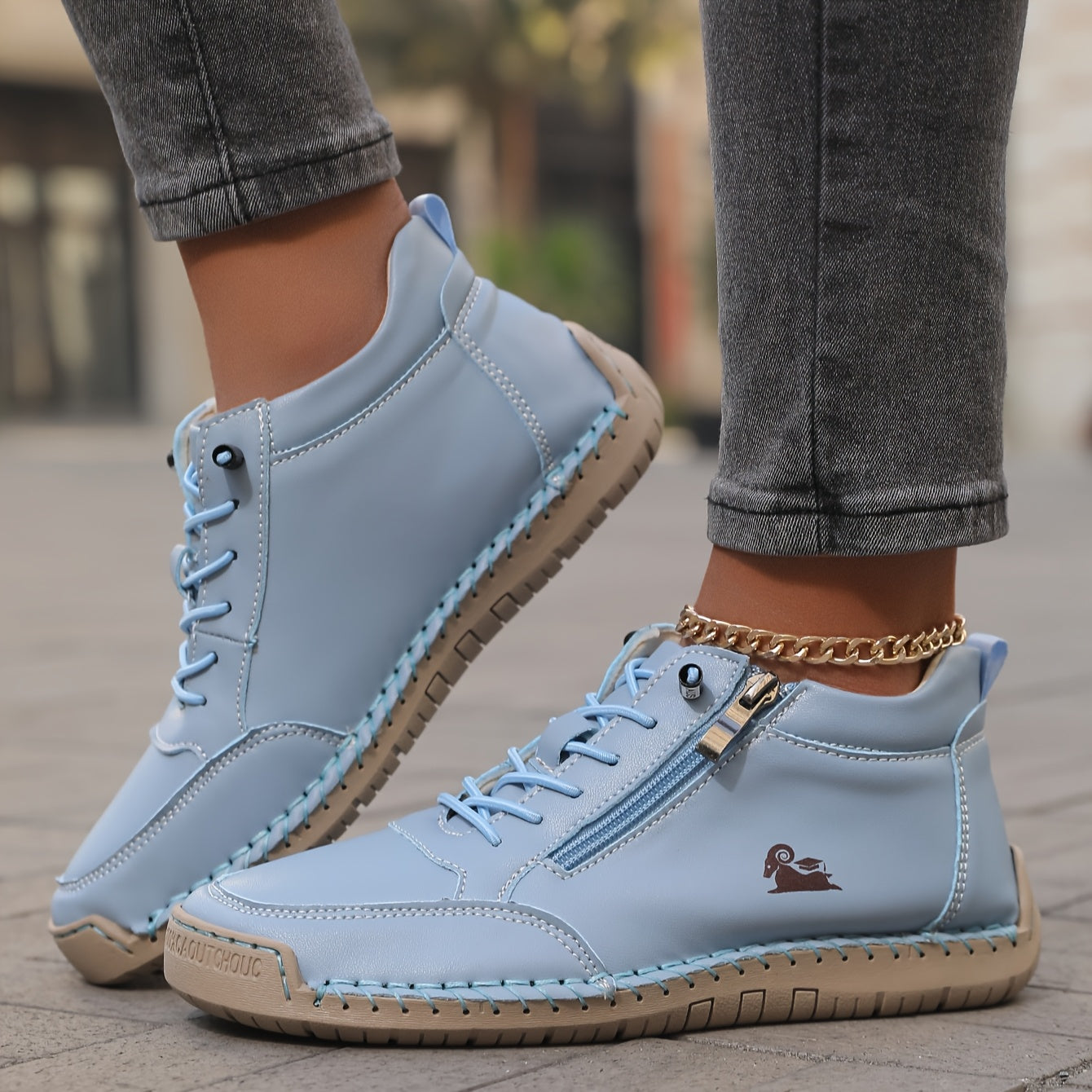 Mila – Comfortable Sneakers with Zipper