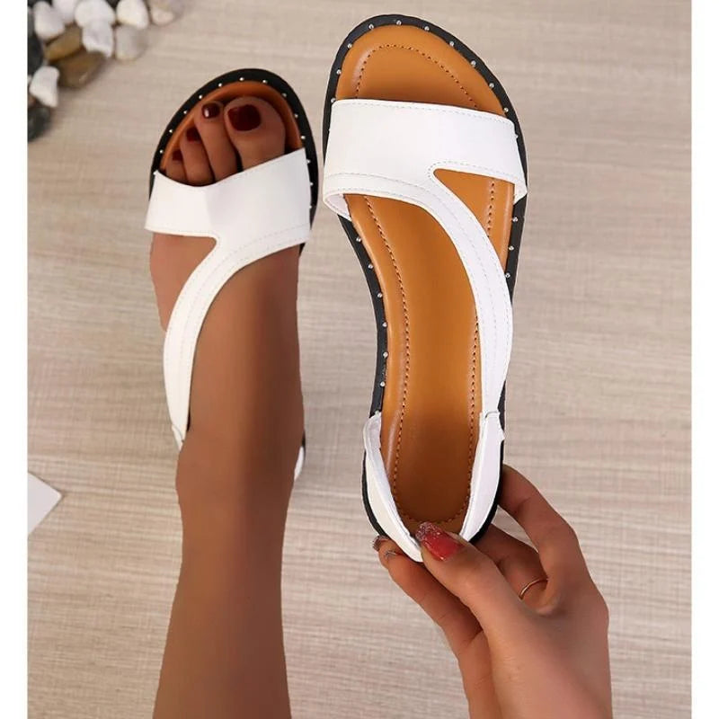 Open Toe Flat Sandals And Fish Mouth Rivetsn