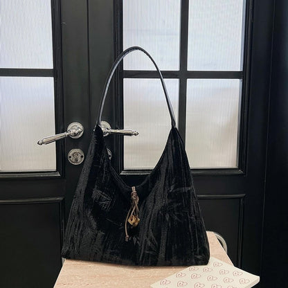 Amélie - Velvet Crossbody Shoulder Bag