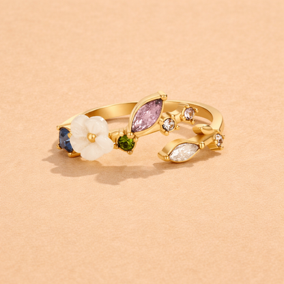 Crystal White Blossom Ring Gold