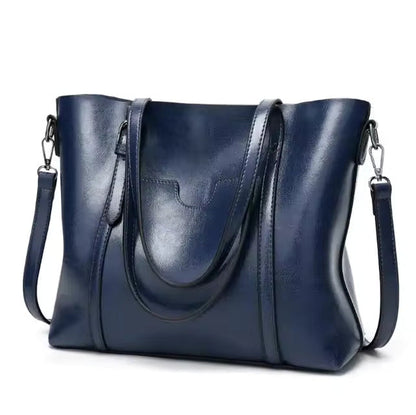 DAPHIRA | SLEEK LEATHER SHOULDER BAG