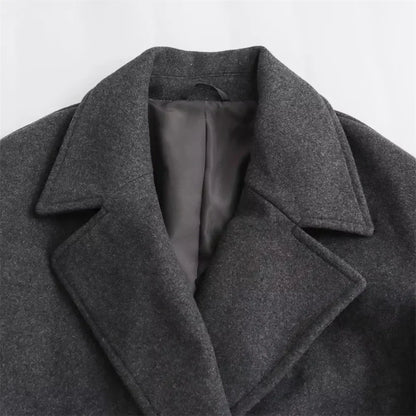 LYNA - WARM WINTER COAT WITH ELEGANT DESIGN