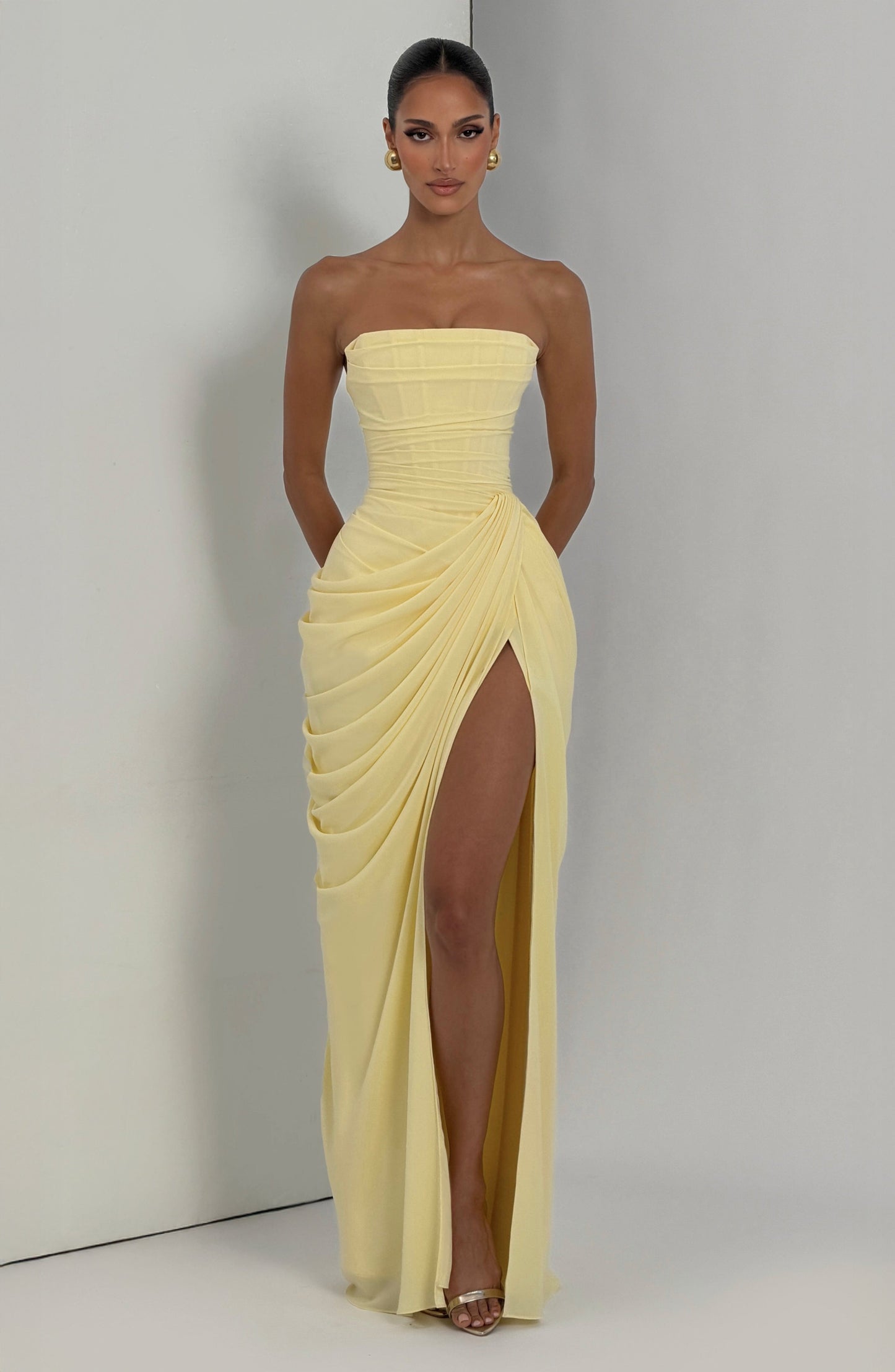 Lola™ Dress | Effortless Elegance That Shapes Your Silhouette