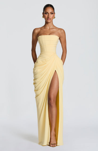 Lola™ Dress | Effortless Elegance That Shapes Your Silhouette