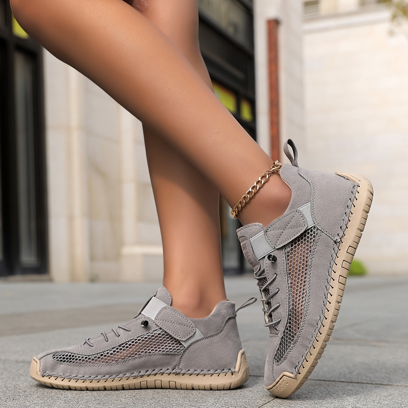 Mira – Lightweight Summer Comfort with a Breathable Design
