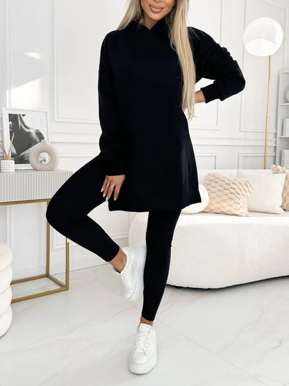 Chic Comfort Set: Women's hoodie and leggings in a set