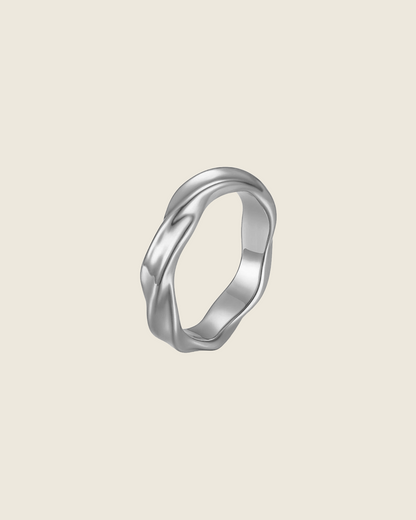 Rumi Ring