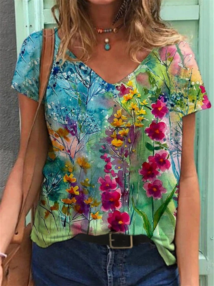 V-neck floral t-shirt