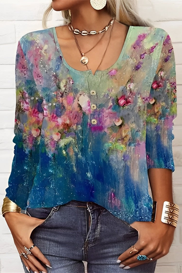 Long sleeve casual t-shirt with round neck and floral print